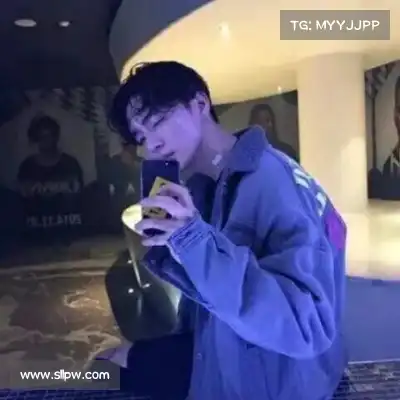 邹京曼